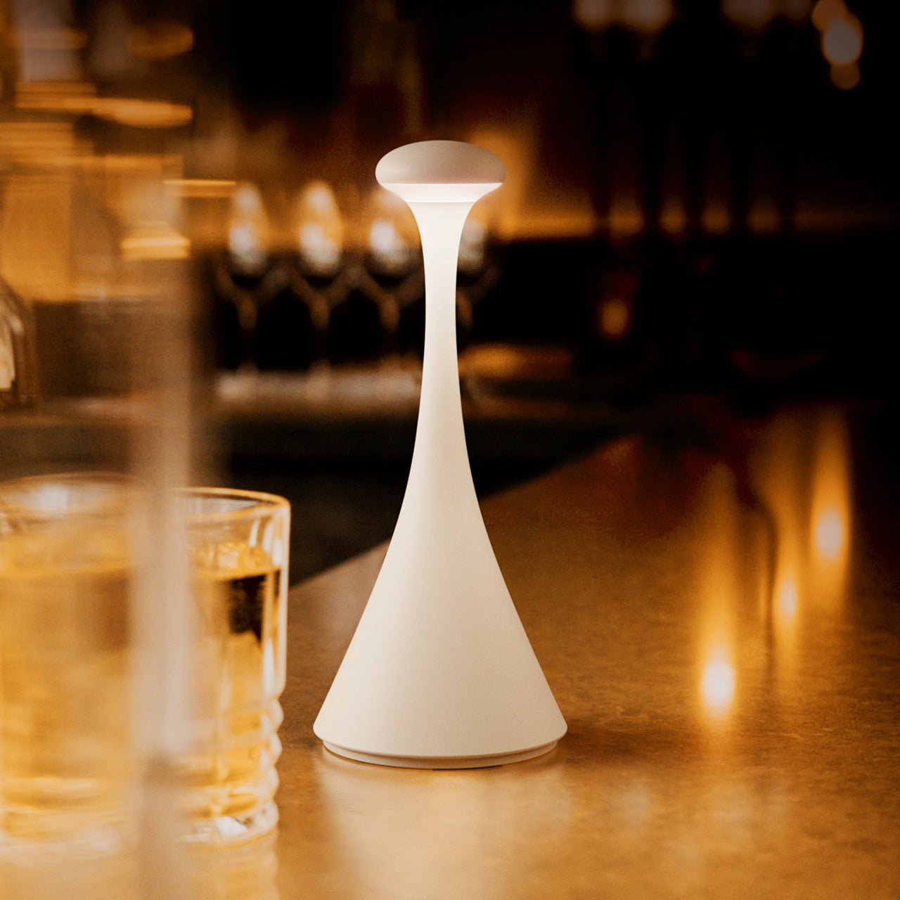 LED Akku-Tischleuchte – LUNARIA