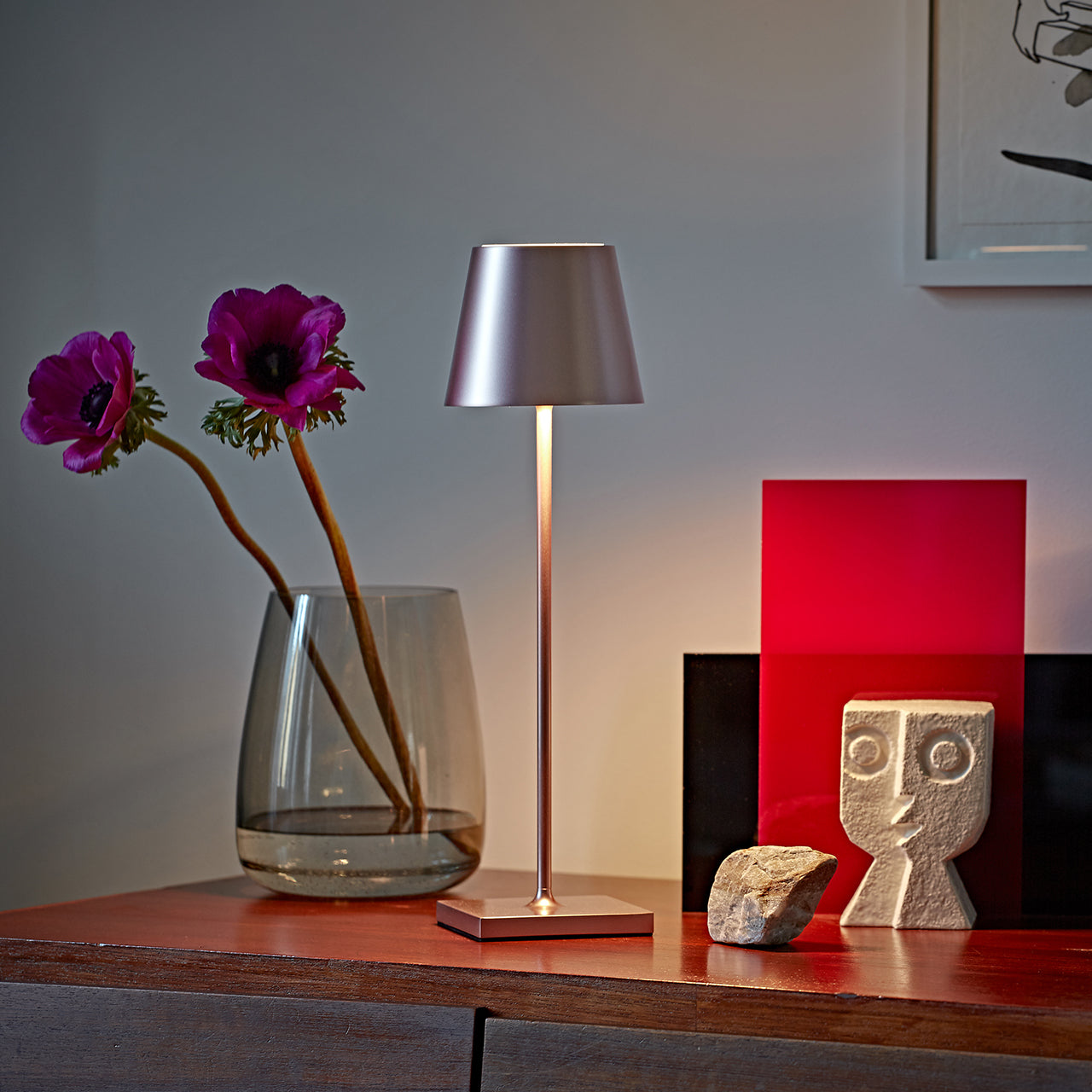 LED Akku-Tischleuchte – LUMINA EDGE