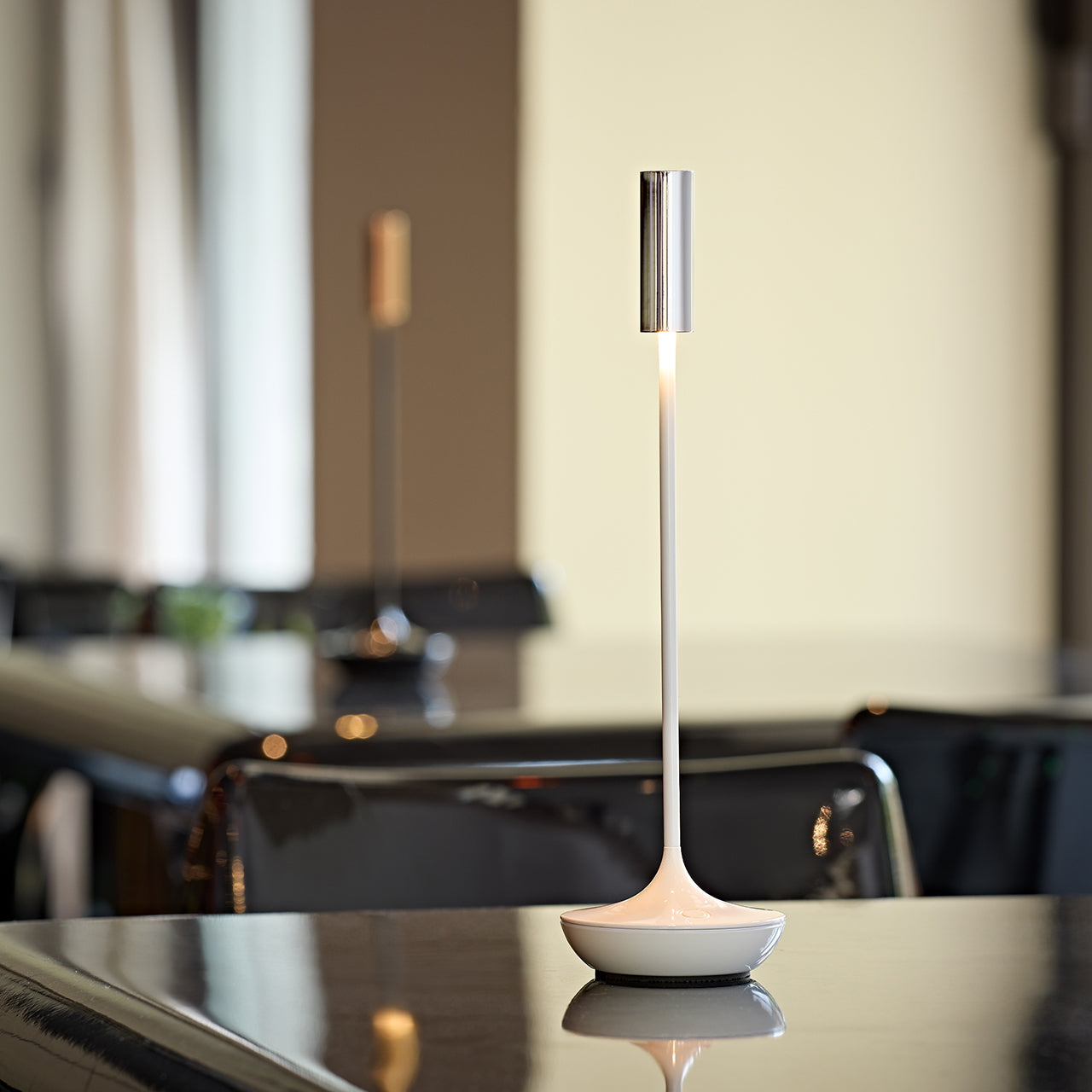 LED Akku-Tischleuchte – LUNERA